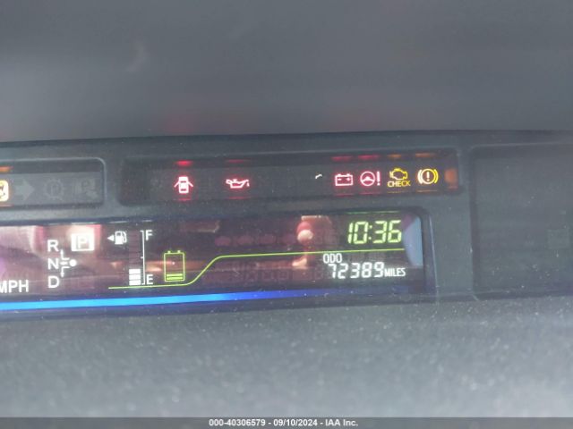 JTDZN3EU8GJ041289 Toyota Prius V Three