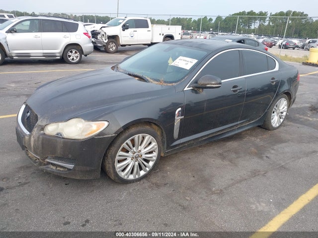 2011 JAGUAR XF SAJWA0FBXBLS13900 Photo 1
