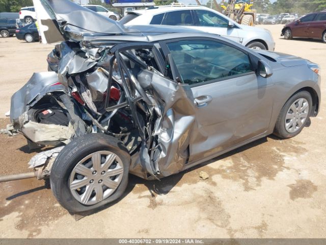 3KPA24AD0NE461673 KIA RIO S