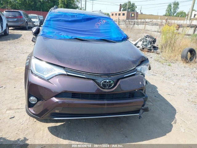 Toyota Rav4 Xle 2018 2T3RFREV0JW704226 Image 12