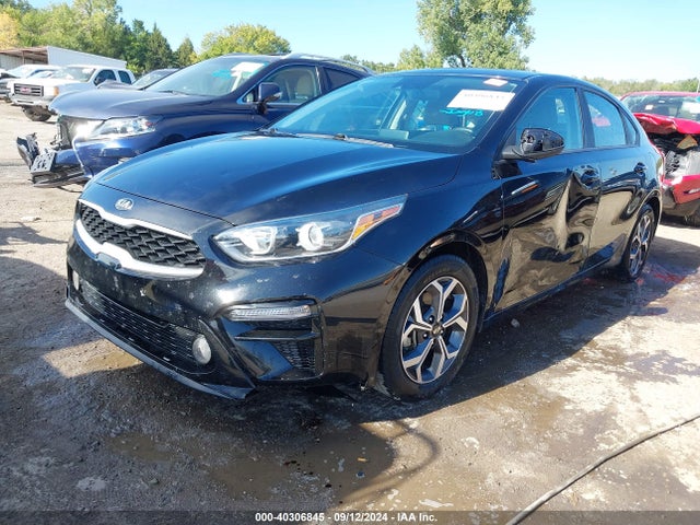 KIA Forte Lxs 2019 3KPF24AD9KE138174 Image 2