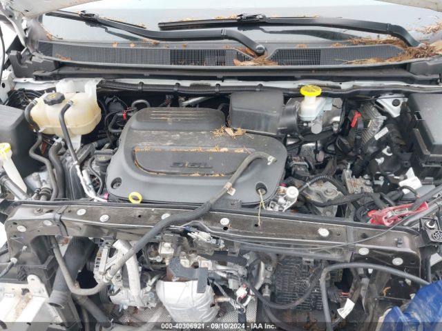 2C4RC1DG1MR538214 Chrysler Voyager Lxi