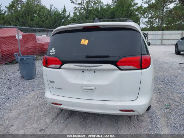 2C4RC1DG1MR538214 Chrysler Voyager Lxi