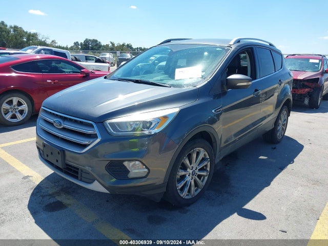 Ford Escape Titanium 2017 1FMCU0JD7HUE54118 Image 2