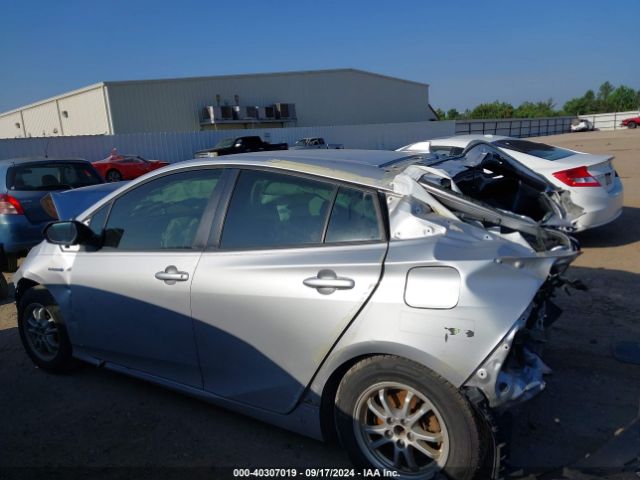 JTDKBRFU7G3526023 Toyota Prius Two
