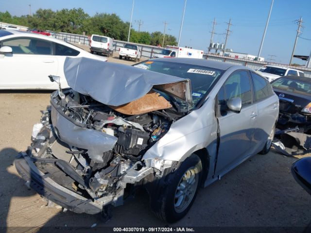 JTDKBRFU7G3526023 Toyota Prius Two