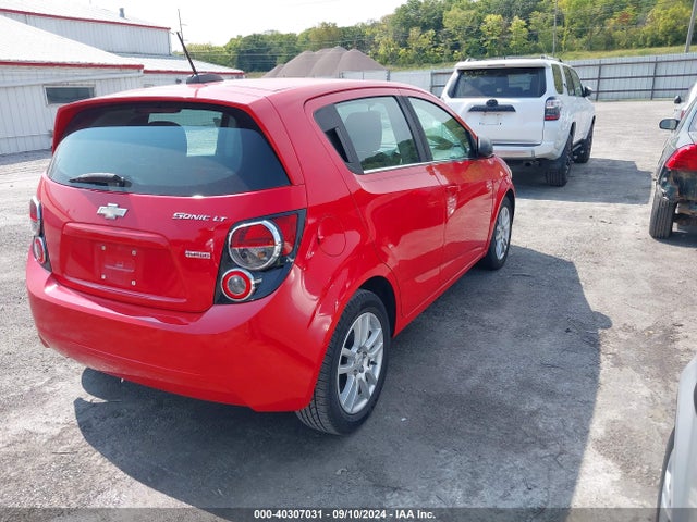 Chevrolet Sonic Lt Auto 2015 1G1JC6SB1F4131431 Image 4