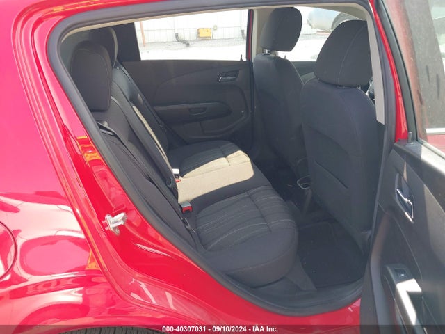 Chevrolet Sonic Lt Auto 2015 1G1JC6SB1F4131431 Image 8