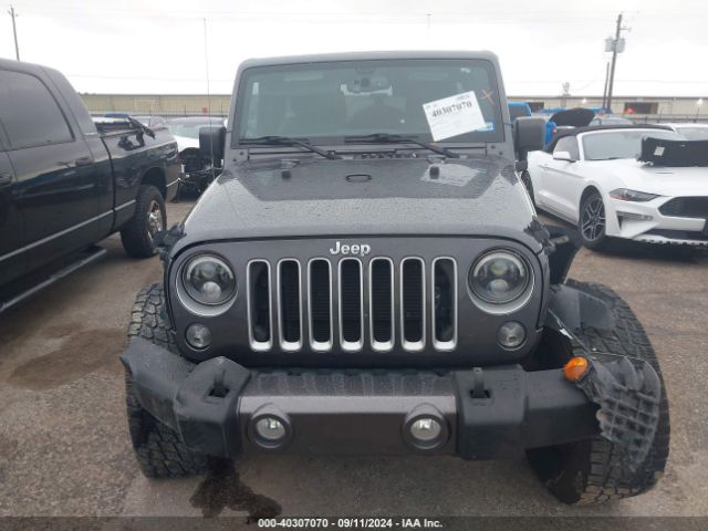 1C4HJWEG1GL165850 Jeep Wrangler Unlimited Sahara