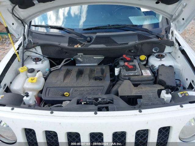 1C4NJRFB4GD630848 Jeep Patriot Latitude