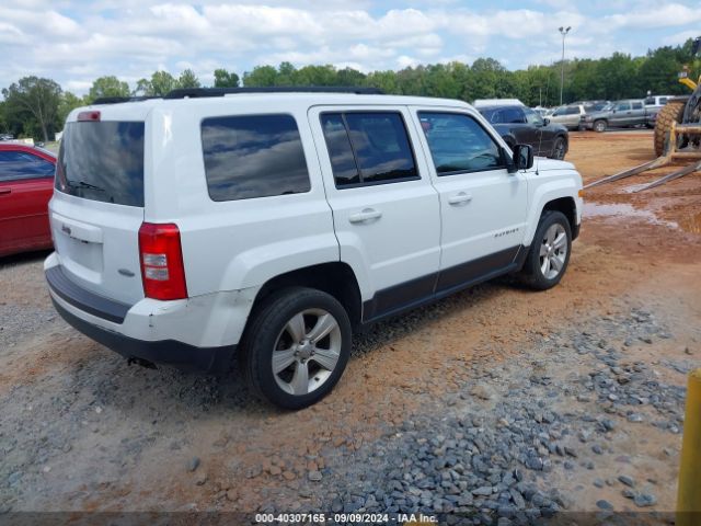 1C4NJRFB4GD630848 Jeep Patriot Latitude