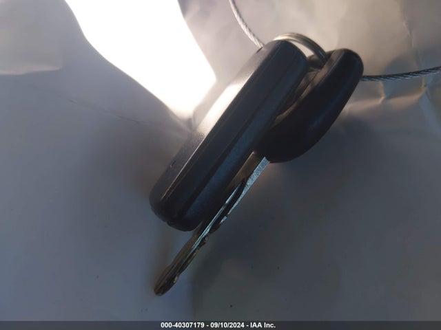 2004 MITSUBISHI ENDEAVOR 4A4MM31S74E002126 Photo 10