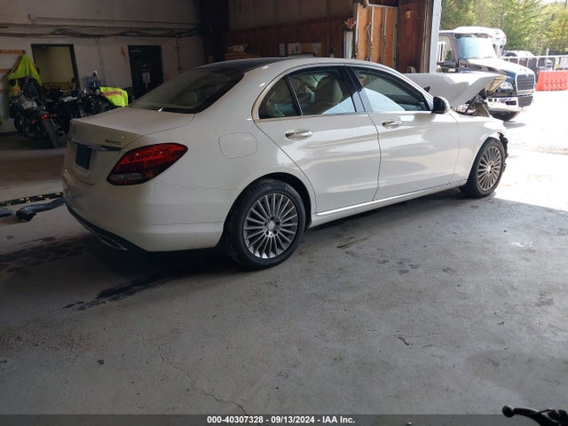 55SWF4KB0GU129073 Mercedes-Benz C 300 4matic/luxury 4matic/sport 4matic