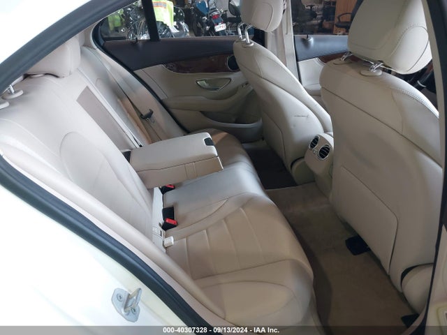 55SWF4KB0GU129073 Mercedes-Benz C 300 4matic/luxury 4matic/sport 4matic