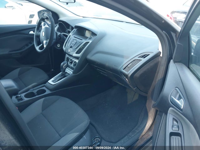 Ford FOCUS SE 2014 1FADP3F24EL268522 Image 5