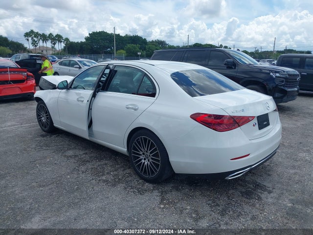 W1KAF4GB6NR015323 Mercedes-Benz C 300 Sedan