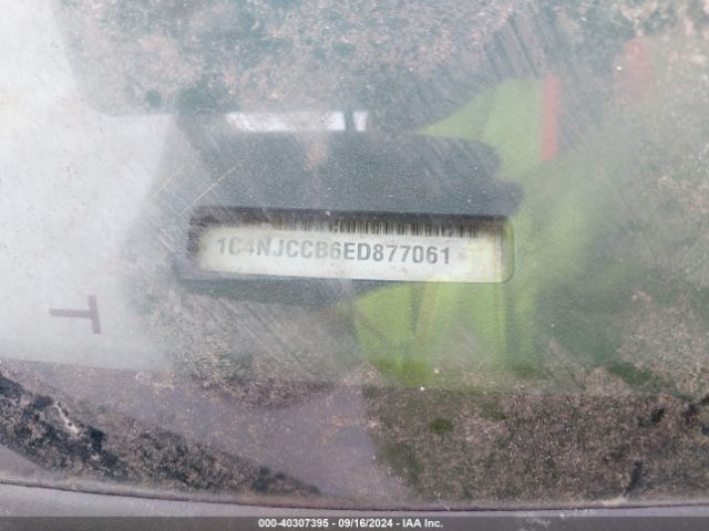1C4NJCCB6ED877061 Jeep Compass Limited