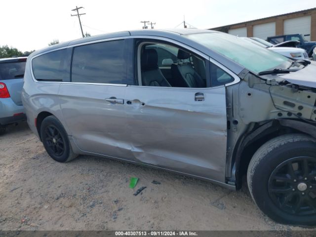2C4RC1DG9LR182237 Chrysler Voyager Lxi