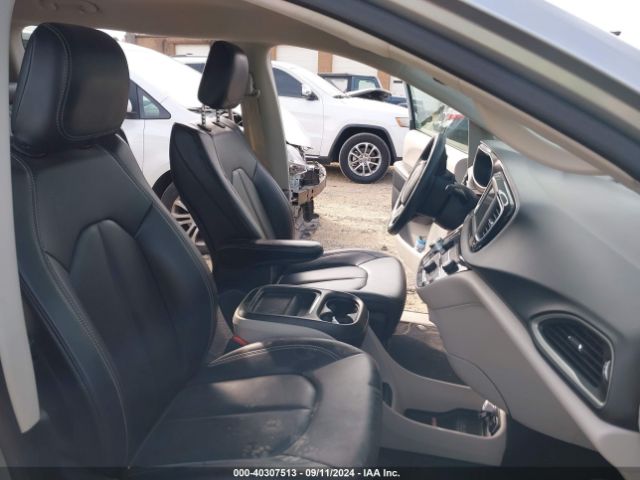 2C4RC1DG9LR182237 Chrysler Voyager Lxi
