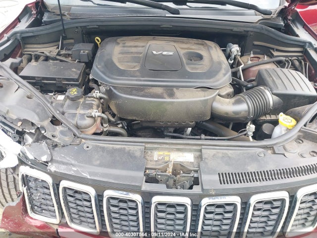 1C4RJEBG3JC397778 Jeep Grand Cherokee Limited 4x2