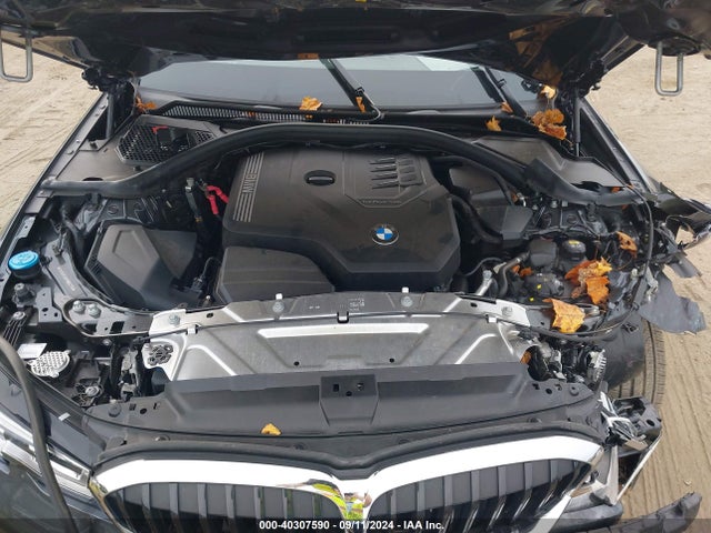 3MW5R1J0XM8B53395 BMW 330I