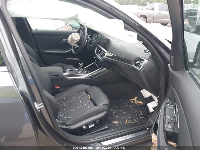 3MW5R1J0XM8B53395 BMW 330I