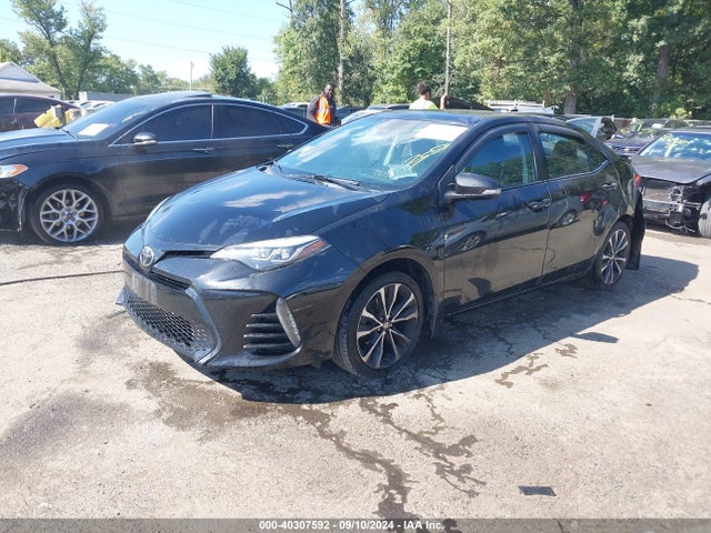 Toyota COROLLA SE 2017 2T1BURHE5HC769807 Image 2