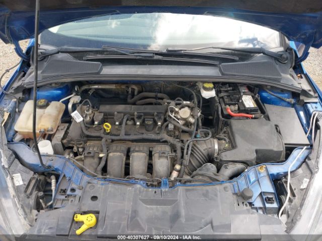 1FADP3H23JL303218 Ford FOCUS SEL