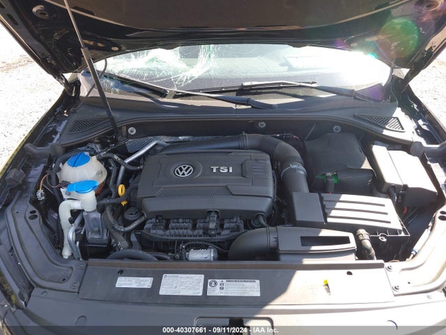 1VWAT7A33GC045839 Volkswagen Passat 1.8t S