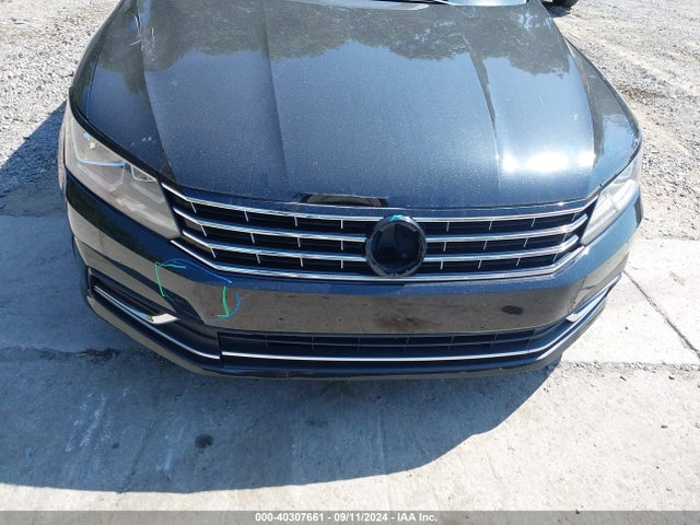 1VWAT7A33GC045839 Volkswagen Passat 1.8t S