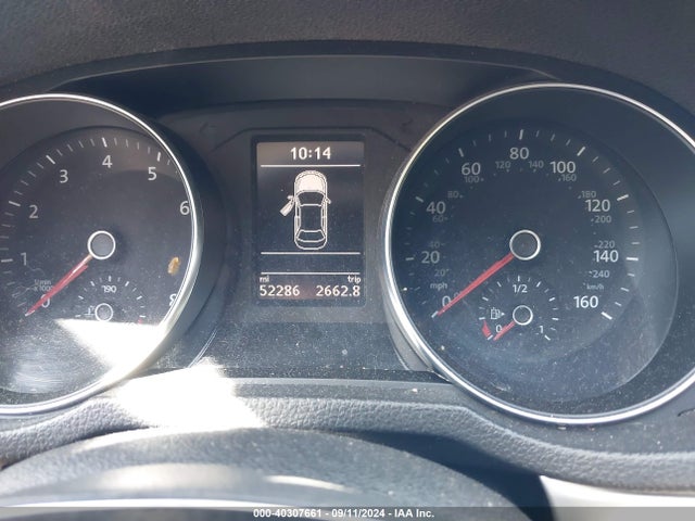 1VWAT7A33GC045839 Volkswagen Passat 1.8t S