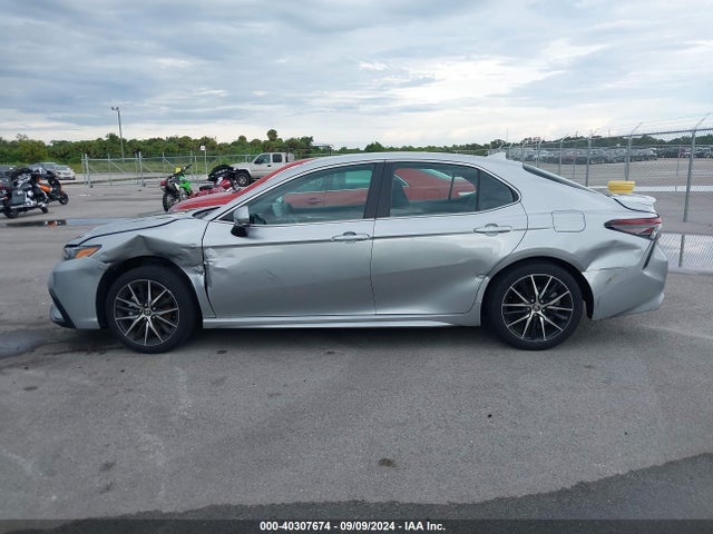 Toyota CAMRY SE 2024 4T1G11AK1RU863330 Image 14