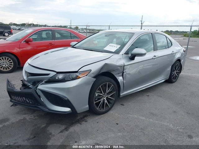 Toyota CAMRY SE 2024 4T1G11AK1RU863330 Image 2