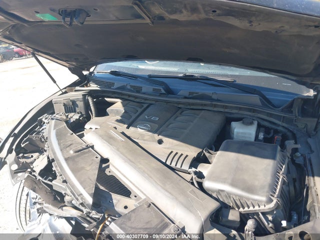JN8AY2NC1JX501830 Nissan Armada Platinum/sl/sv