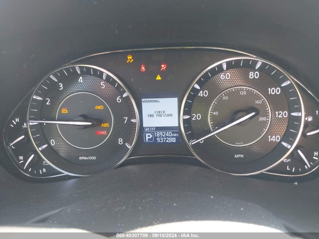 JN8AY2NC1JX501830 Nissan Armada Platinum/sl/sv