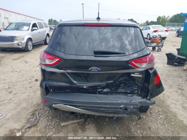 1FMCU0GX4GUC05226 Ford ESCAPE SE