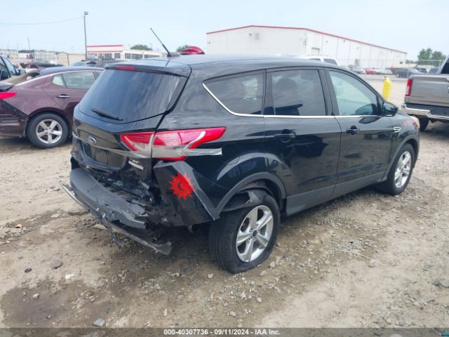 1FMCU0GX4GUC05226 Ford ESCAPE SE