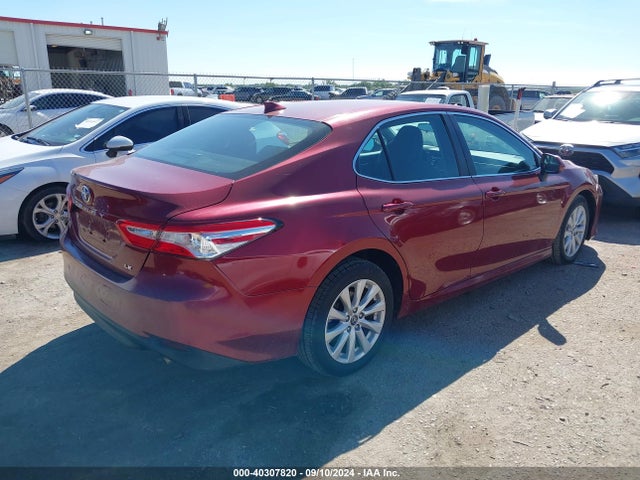 Toyota CAMRY LE 2020 4T1C11AK0LU301134 Image 4