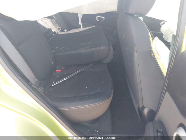 KIA Soul 2016 KNDJN2A24G7823212 Image 8