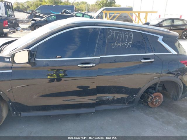 3PCAJ5M3XKF111856 Infiniti QX50