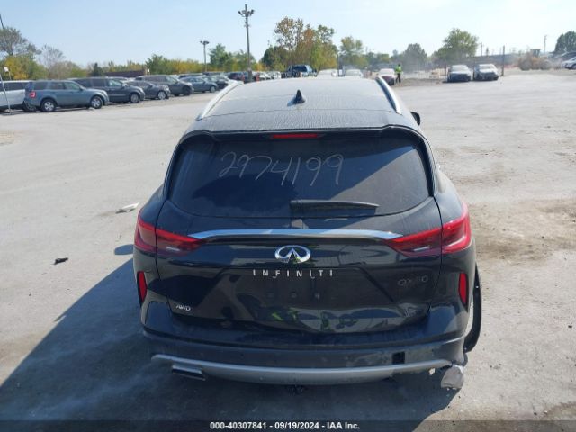 3PCAJ5M3XKF111856 Infiniti QX50