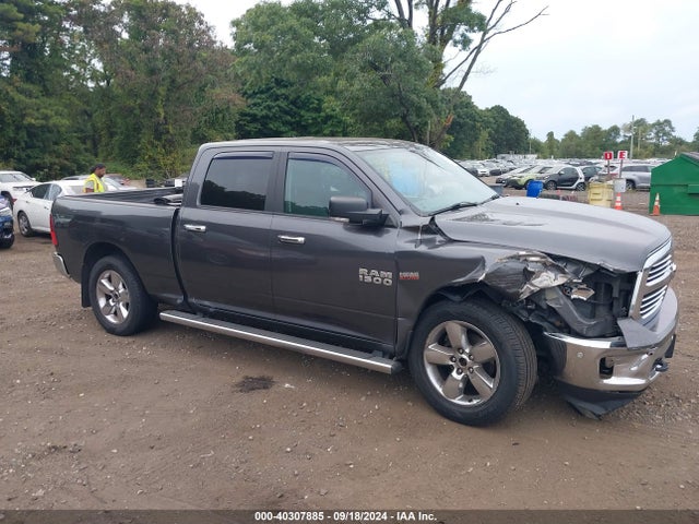 1C6RR7TT2HS565367 RAM 1500 Big Horn  4x4 6'4 Box