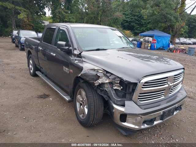 1C6RR7TT2HS565367 RAM 1500 Big Horn  4x4 6'4 Box