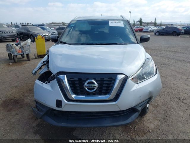 3N1CP5CU3JL520429 Nissan KICKS S
