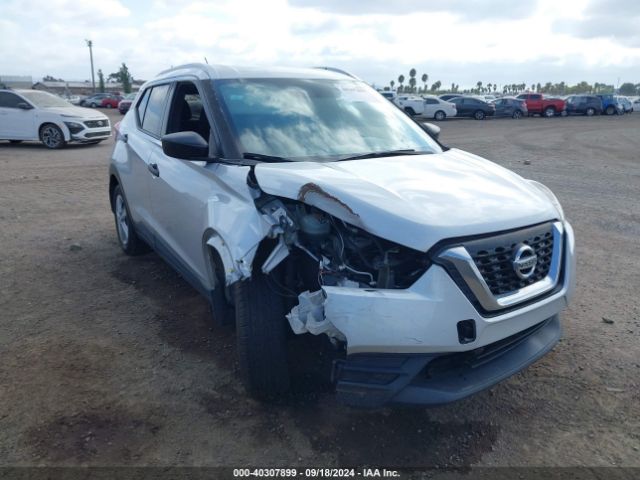 3N1CP5CU3JL520429 Nissan KICKS S