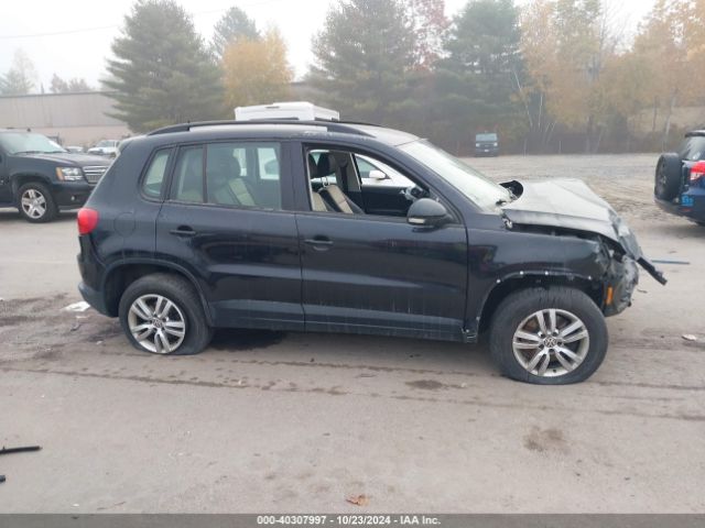 WVGBV7AX7GW590098 Volkswagen TIGUAN S