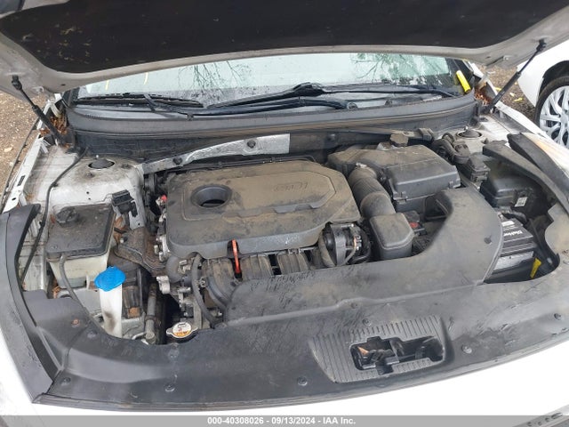 Hyundai Sonata Limited 2015 5NPE34AF2FH113807 Image 10