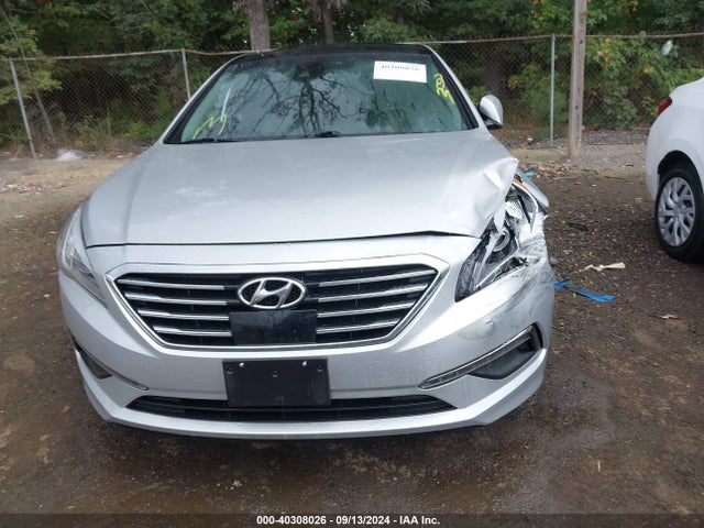Hyundai Sonata Limited 2015 5NPE34AF2FH113807 Image 12