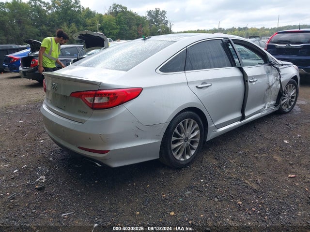 Hyundai Sonata Limited 2015 5NPE34AF2FH113807 Image 4