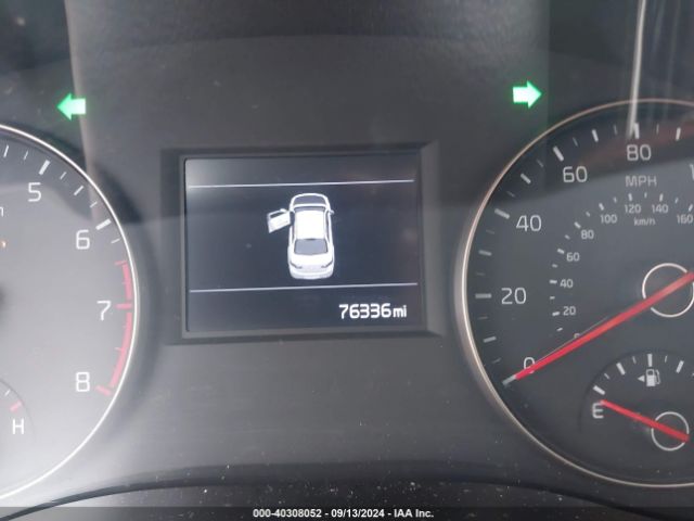 KNALB4J14J5121685 KIA Cadenza Premium